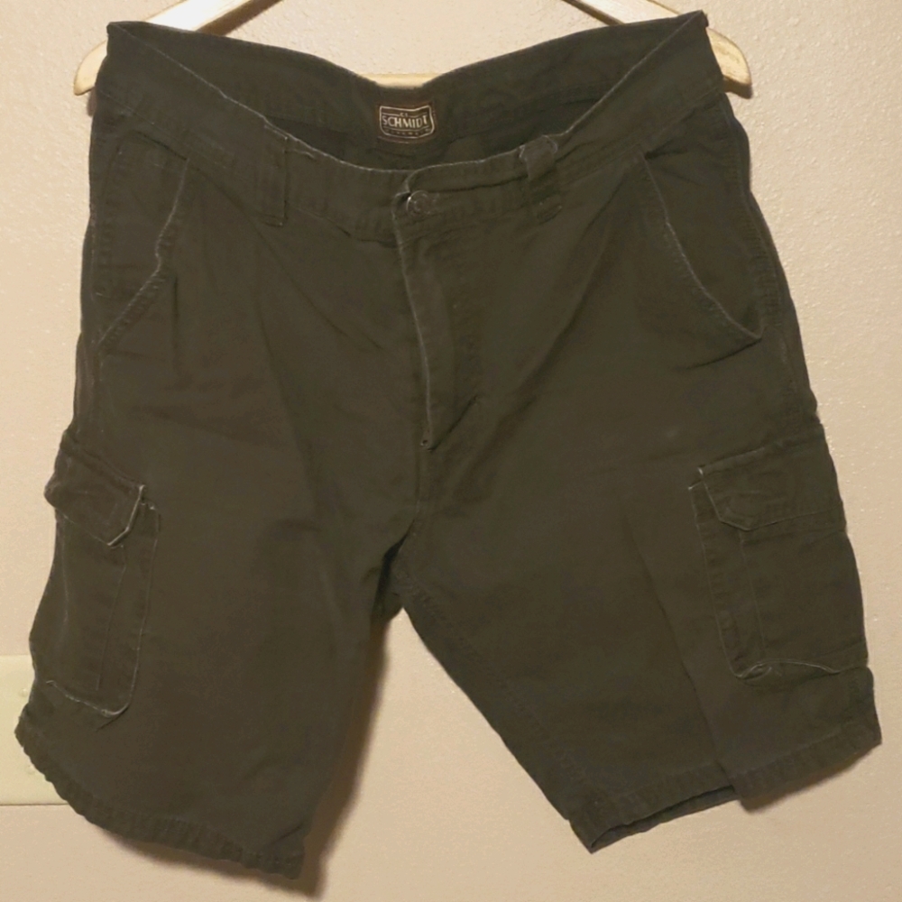 Schmidt black cargo shorts